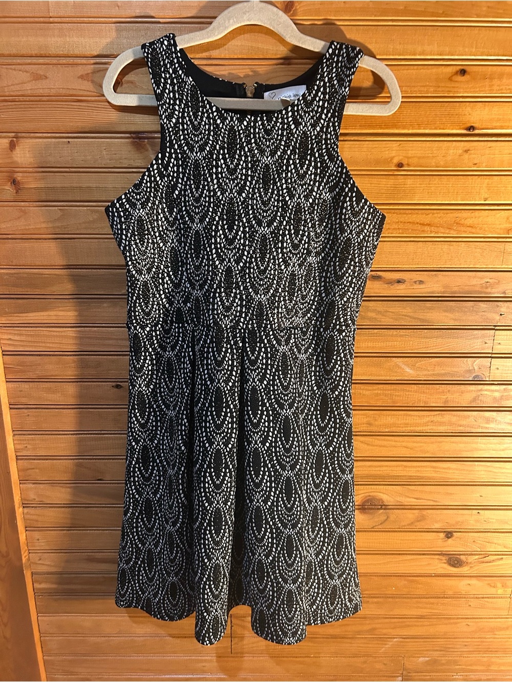 Source Unknown Black & White Beaded-Pattern Sleeveless Mini Dress